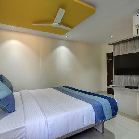 Orange Suites & Inn Near Bangalore Airport Devanahalli Bagian luar foto