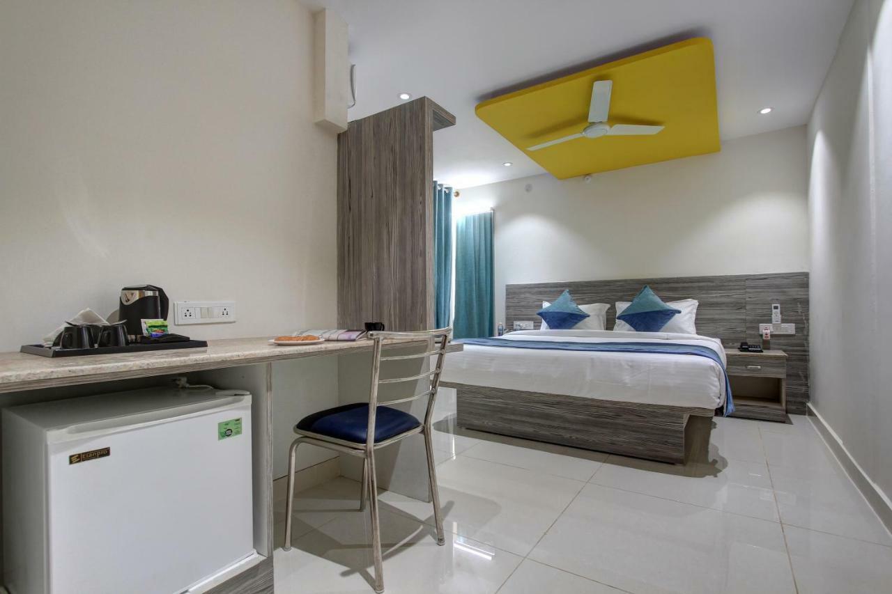 Orange Suites & Inn Near Bangalore Airport Devanahalli Bagian luar foto