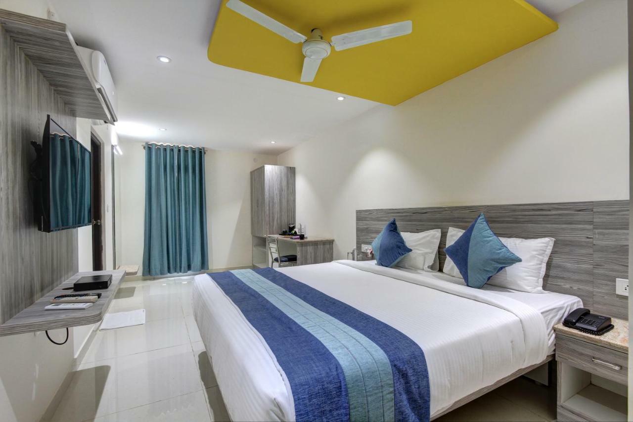 Orange Suites & Inn Near Bangalore Airport Devanahalli Bagian luar foto