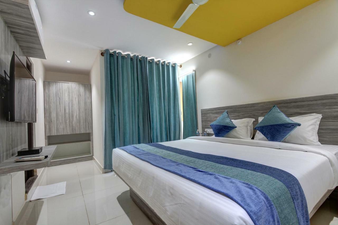 Orange Suites & Inn Near Bangalore Airport Devanahalli Bagian luar foto