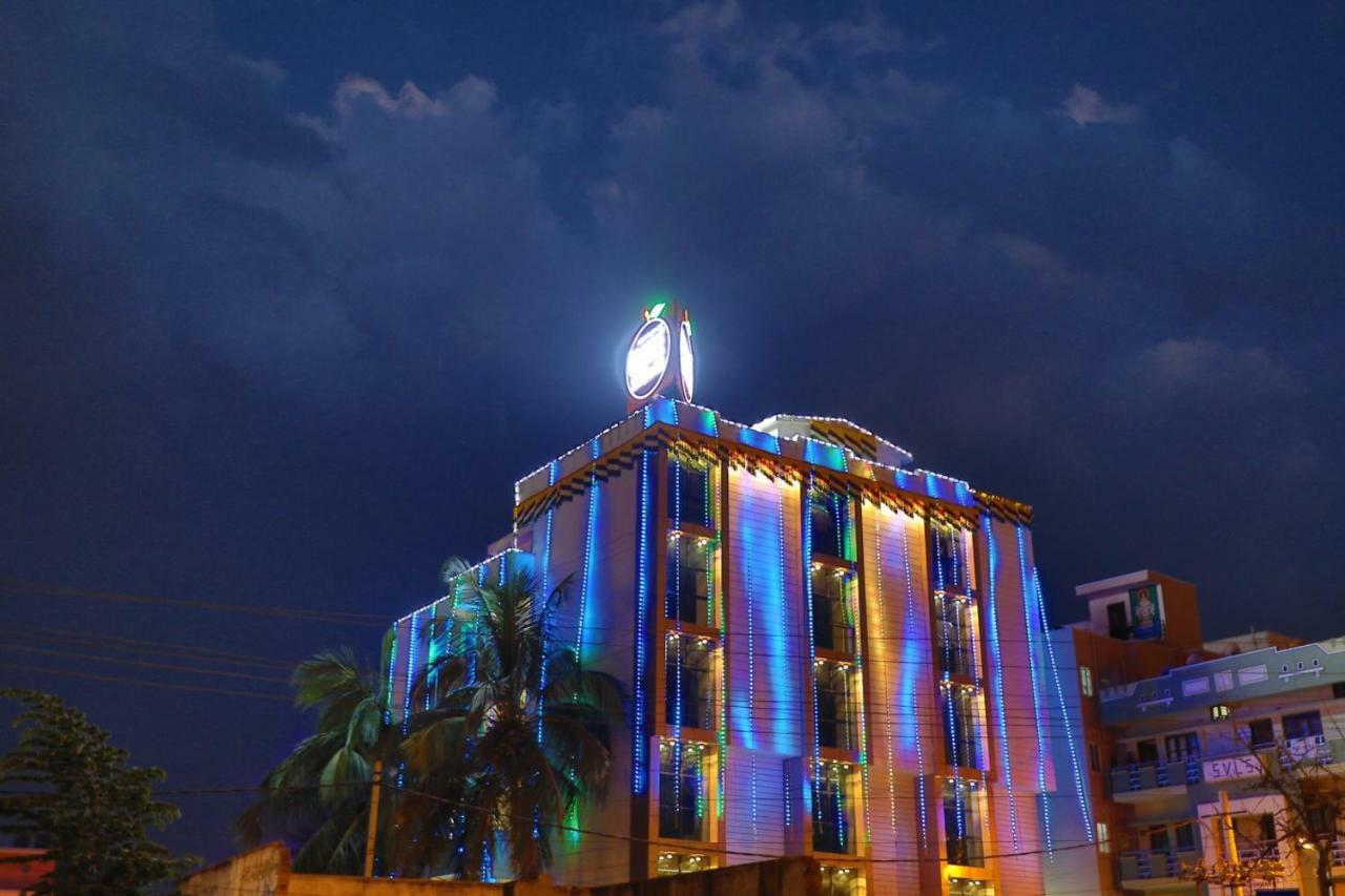 Orange Suites & Inn Near Bangalore Airport Devanahalli Bagian luar foto